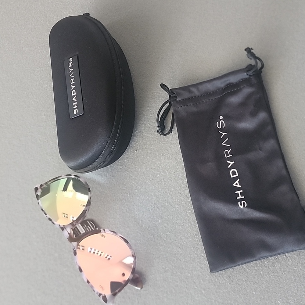 Shady Rays Sunglasses. Purplish Pink With Brown.
